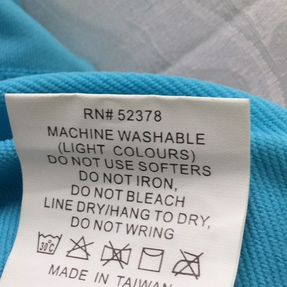 Bellwether top color Turq. & blk.zip front sizeS washable. #92 - Picture 7 of 8